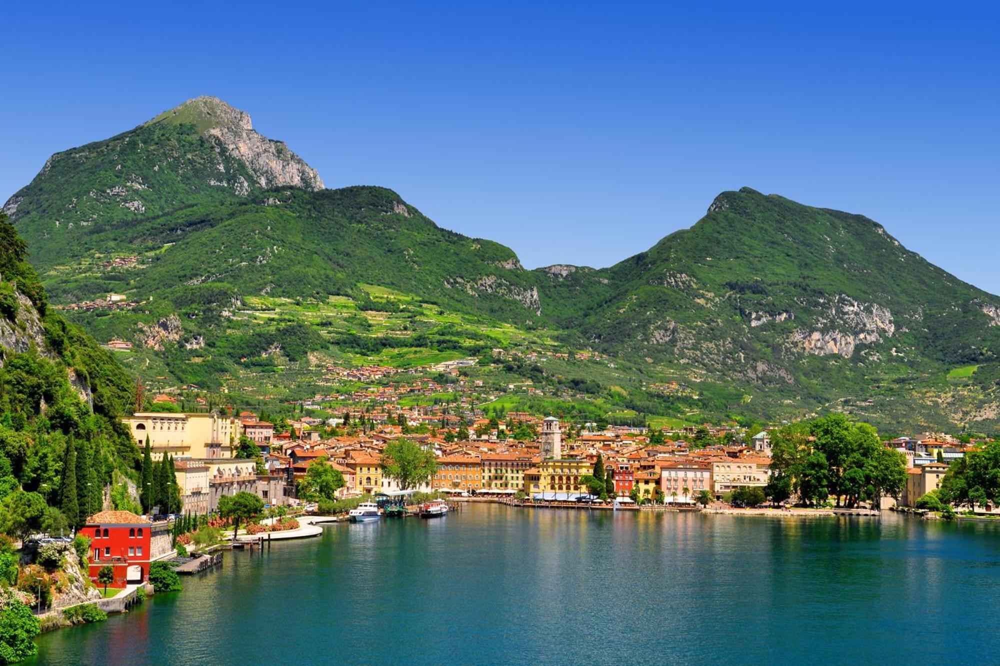 Casa Azzurra 150Mt From Lake - Happy Rentals Riva del Garda Dış mekan fotoğraf